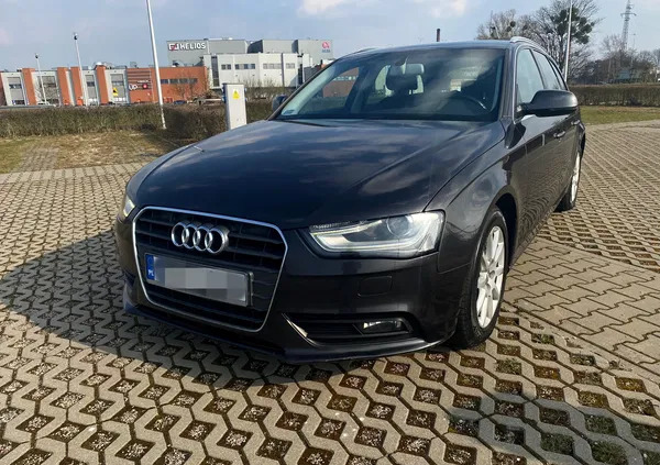 leszno Audi A4 cena 39900 przebieg: 287000, rok produkcji 2012 z Leszno